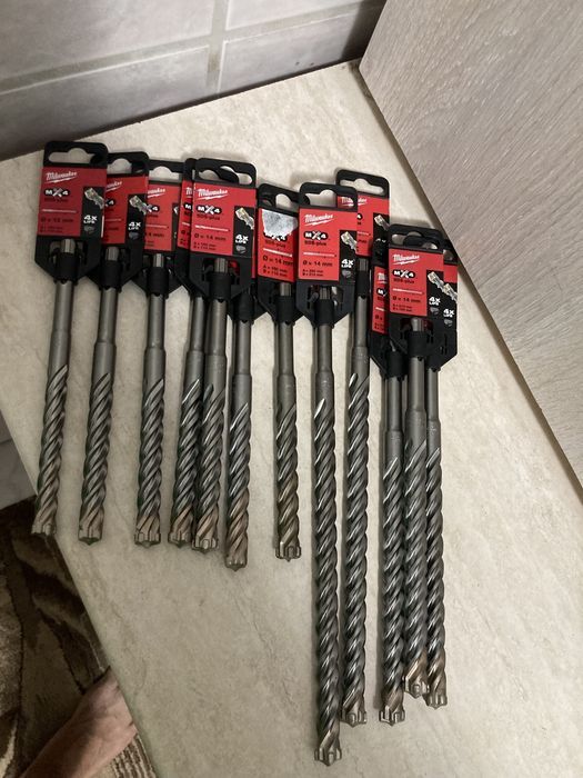 Burghiu Milwaukee Sds Plus MX4 14x160mm,14x210mm,14x260mm