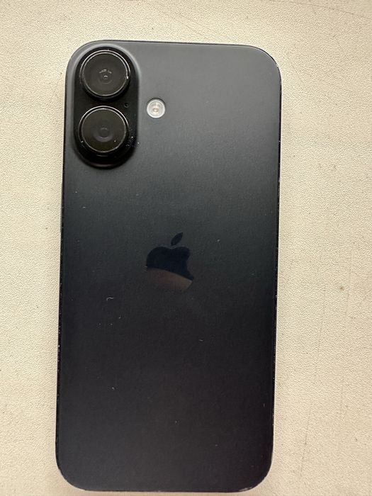 iphone 16 с гаранти