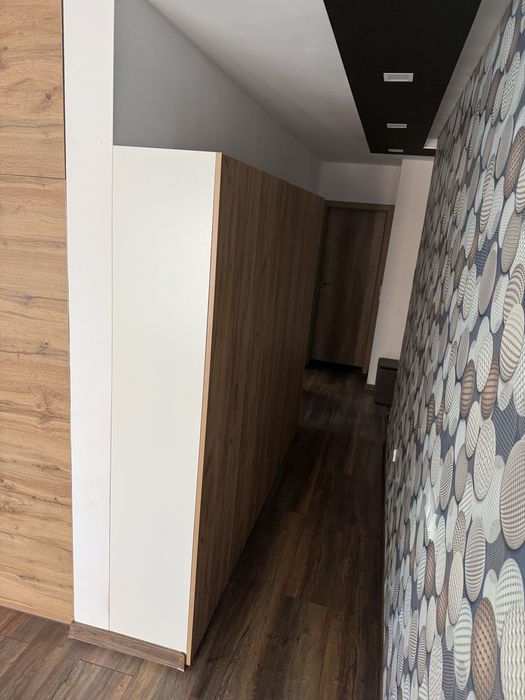 апартамент тристаин