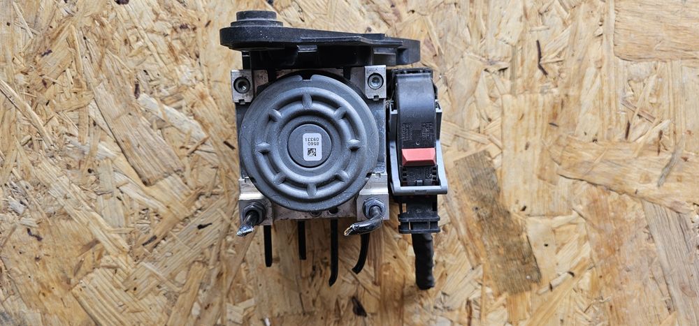 Pompă ABS Golf 7 / Skoda Octavia 3 5Q0614517S 5Q0907379T