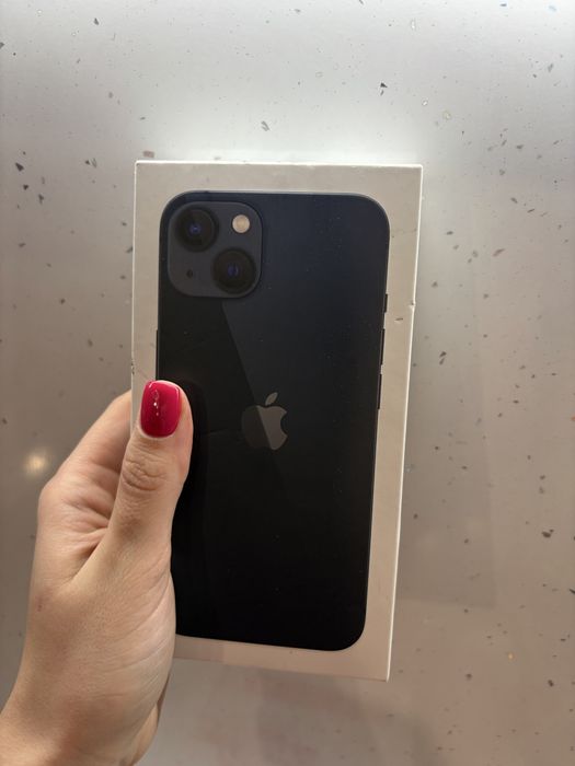 Iphone 13 dark blue 256 GB