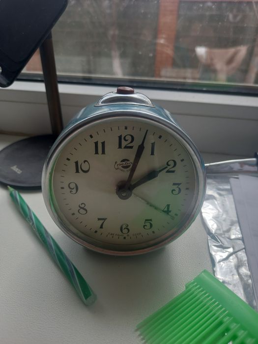 Продам часи рабочем состонии