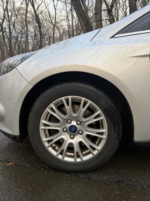 Ford Focus mk3 2.0tdci automat hatchback