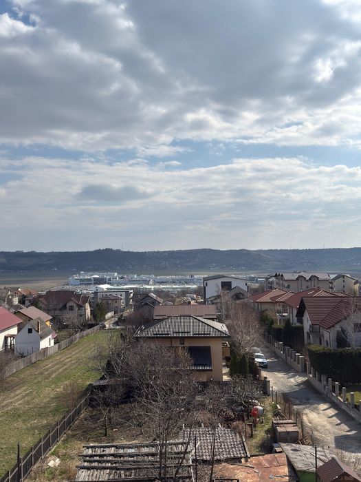 Vand apartament 3 camere Valea Lupului