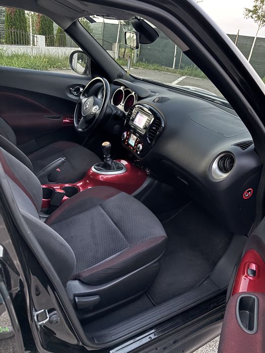1.5 DCI Keyless go Keyless entry Navigație Camera Jante 17”