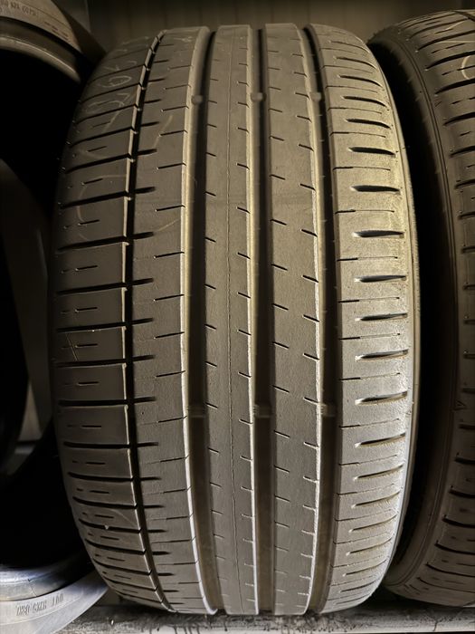 Anvelope 265/35/22 Falken