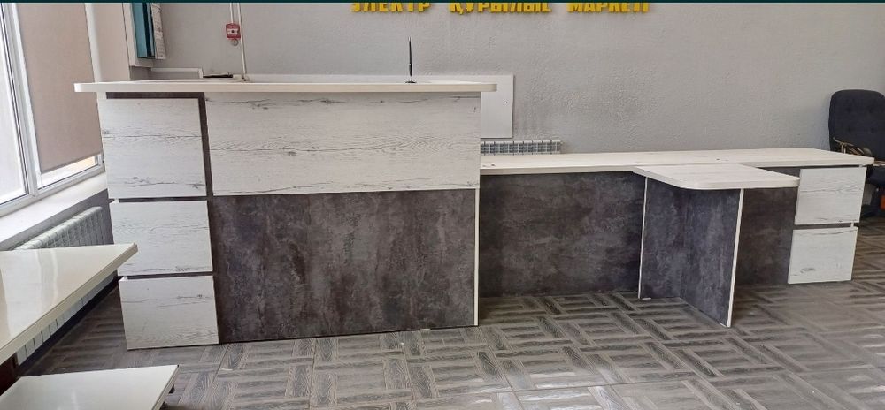 Продам офисный стол