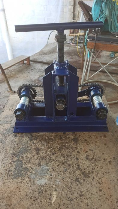 Профилегиб (трубогиб)