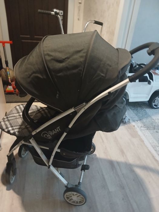 Продам детскую коляску