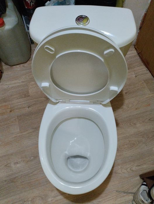 Продам Новый Унитаз