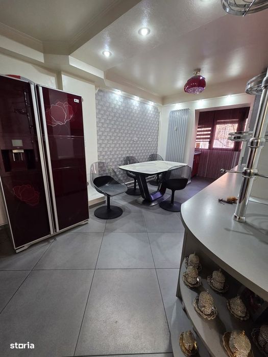 Apartament 4 camere decomandat ,Lăpuș Argeș ,zona Sucpi