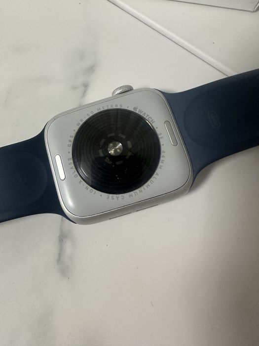 apple watch se 2 поколение