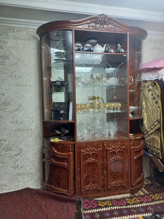 Стенка сотилад келишкан холда