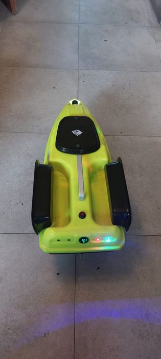 Vând sau schimb cu alte scule de feeder