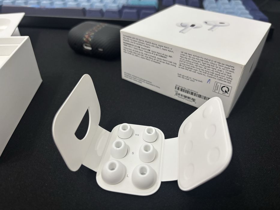 Apple AirPods Pro 2 (оригинал)