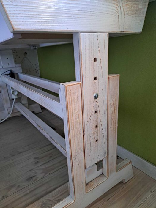 Детско легло на нива– поръчково изпълнение