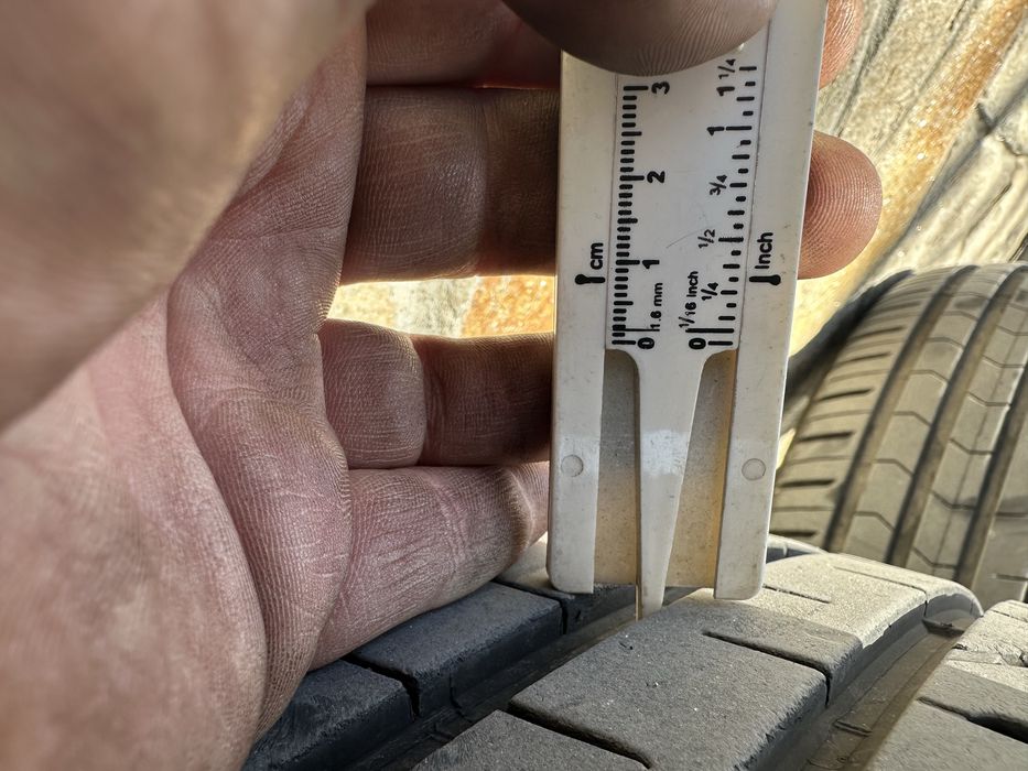 Mercedes GLA Летни гуми 235 45 19 Vredestien 4 броя