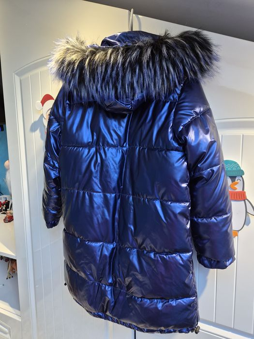 Продавам зимно яке за момче.