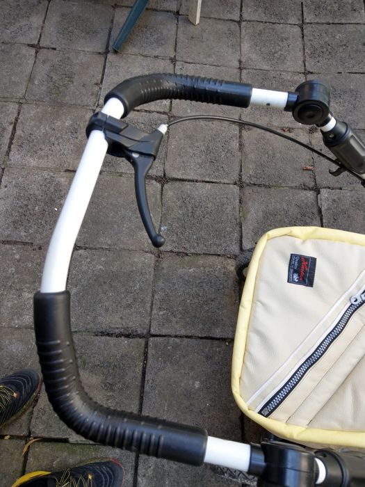 Масивна немска бебешка количка Hartan