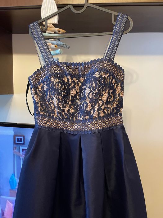Vand rochie eveniment