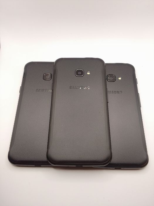 Samsung Galaxy Cover 4 -telefon Nou