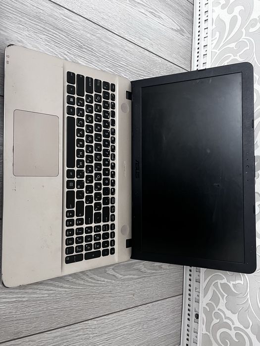 Ноутбук Asus сатылады