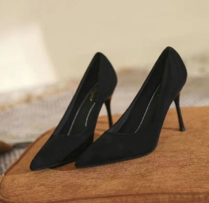 Продам каблук новый