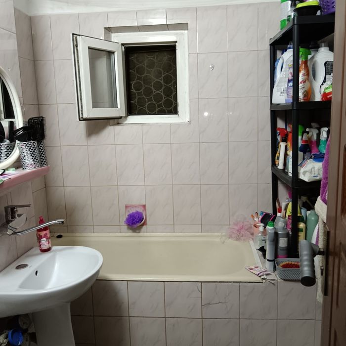 Vand apart. 3 cam.,Mihai Bravu Ploiesti