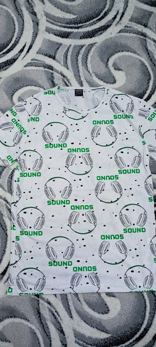 Футболки очень классные Новые