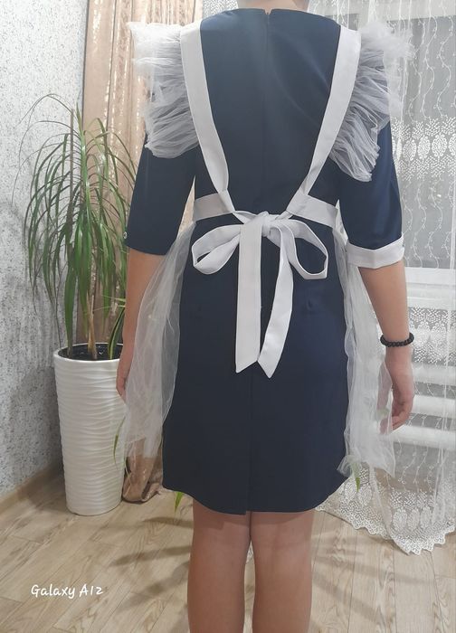 Школьная фрма новая