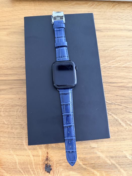 Кожена каишка за iwatch