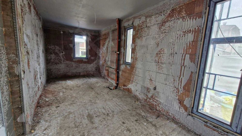 Продава се Тристаен апартамент в Пловдив, Беломорски - 97 кв.м за 1257 €/кв.м - Снимка #2