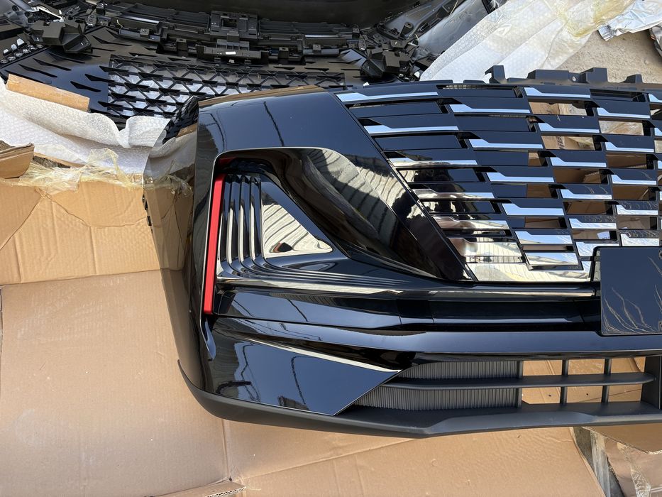 Бампер передний Чанган кс 55+ черный (changan cs55 plus)