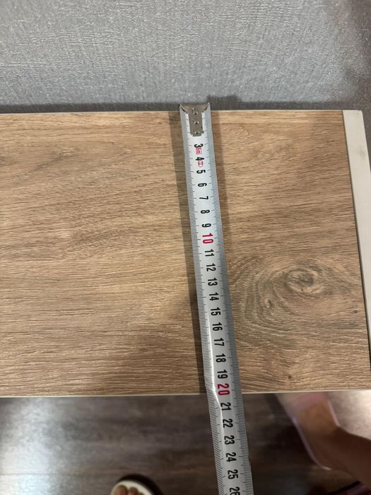 Полка на стенну 3ех ступенчатая .