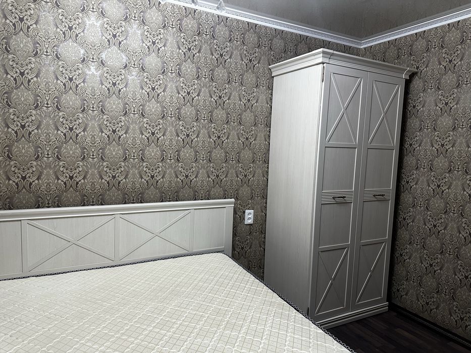 Продам спальный гарнитур новый