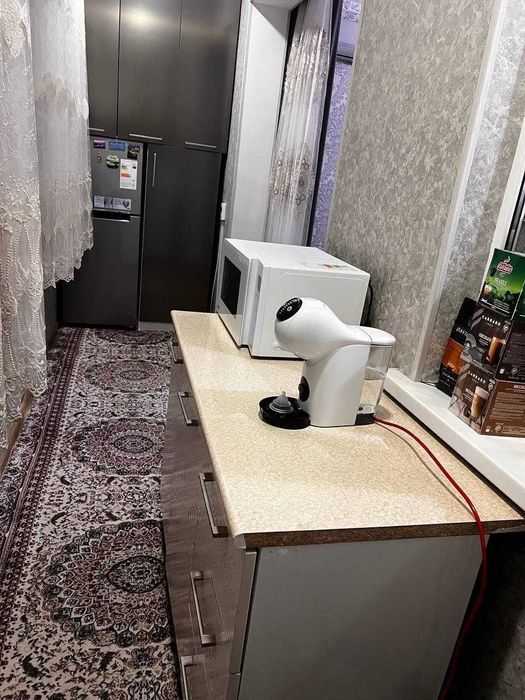 Продаю квартиру Яшнабадский р-он Авиасозлар-4, 2-х ком 3-этаж 50м2