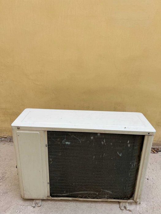 Продаю кондиционер CHIGO-9000 BTU режим зима -лето