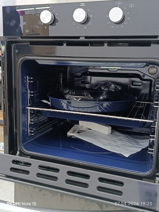 Встраемый духовой шкаф