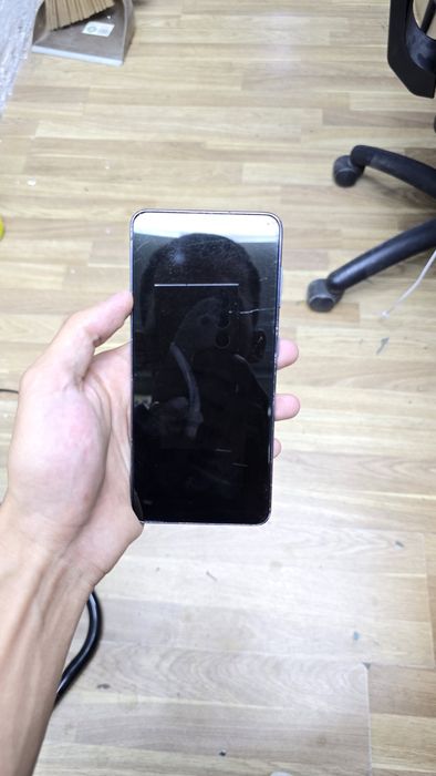 Samsung S21 5g телефон сатылады