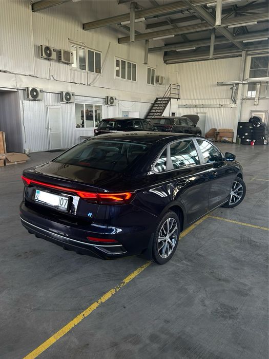 Geely Emgrand Flagship 2024