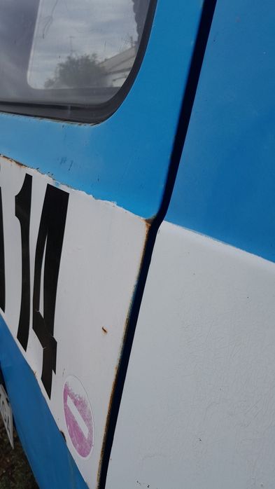 Продам машину марки Раф.