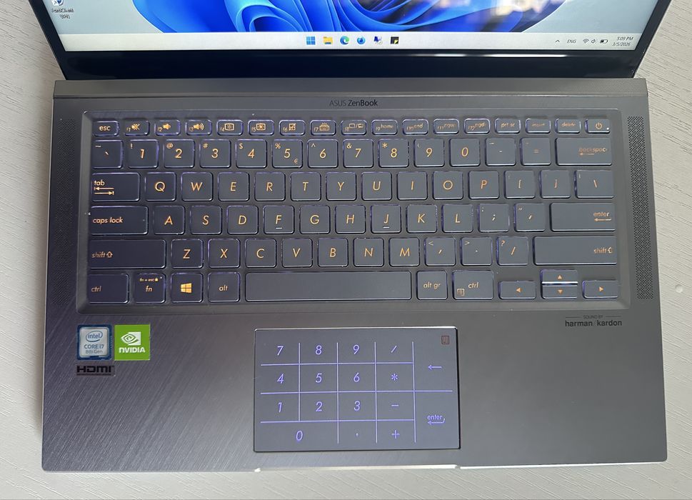 Vand ASUS ZenBook 14 UX431FL – i7