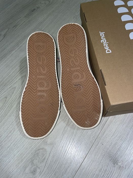 Sneakers/Adidasi/papuci  Desigual de femei