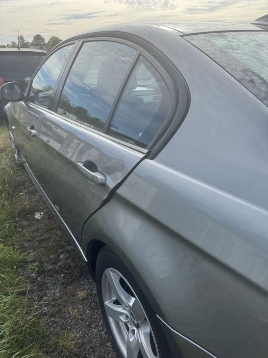 Bmw  seria 3, model 318, an 2011