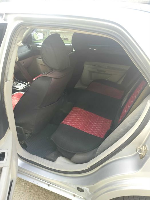 Chrysler 300C 2006г 2.7л