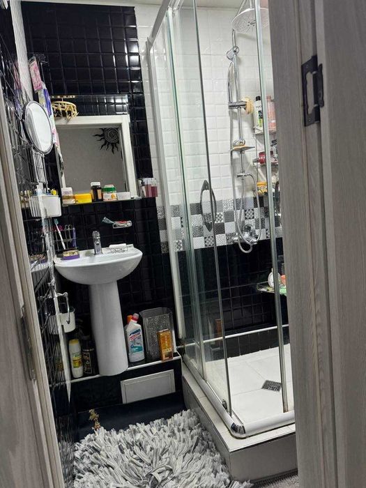 СРОЧНООО продаётся квартира Чиланзар 22 квартал