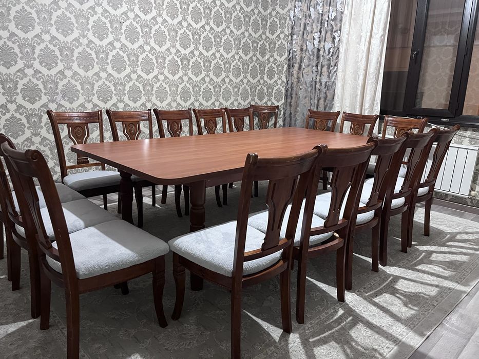 Продам стол со стульями