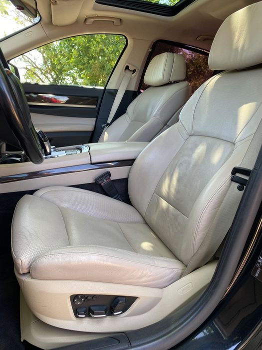 BMW 7 Series 2009 — imagine 4
