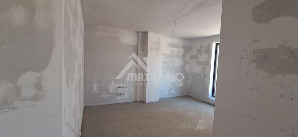 Продава се Тристаен апартамент в Варна, Владислав Варненчик - 108 кв.м за 614 €/кв.м - Снимка #12