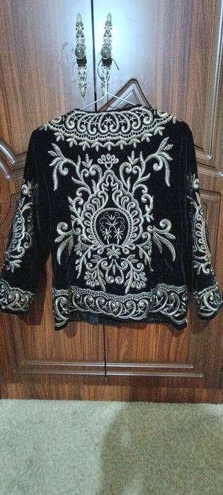 Popur Kastum ayollar uchun